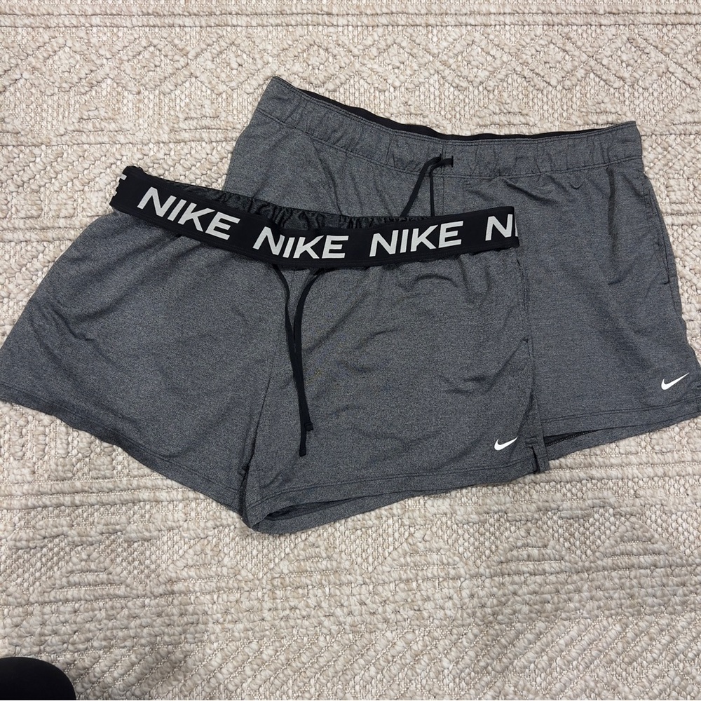 Nike Bundle of 2 Women’s Dri Fit Attack Training Shorts Size XXL Grey